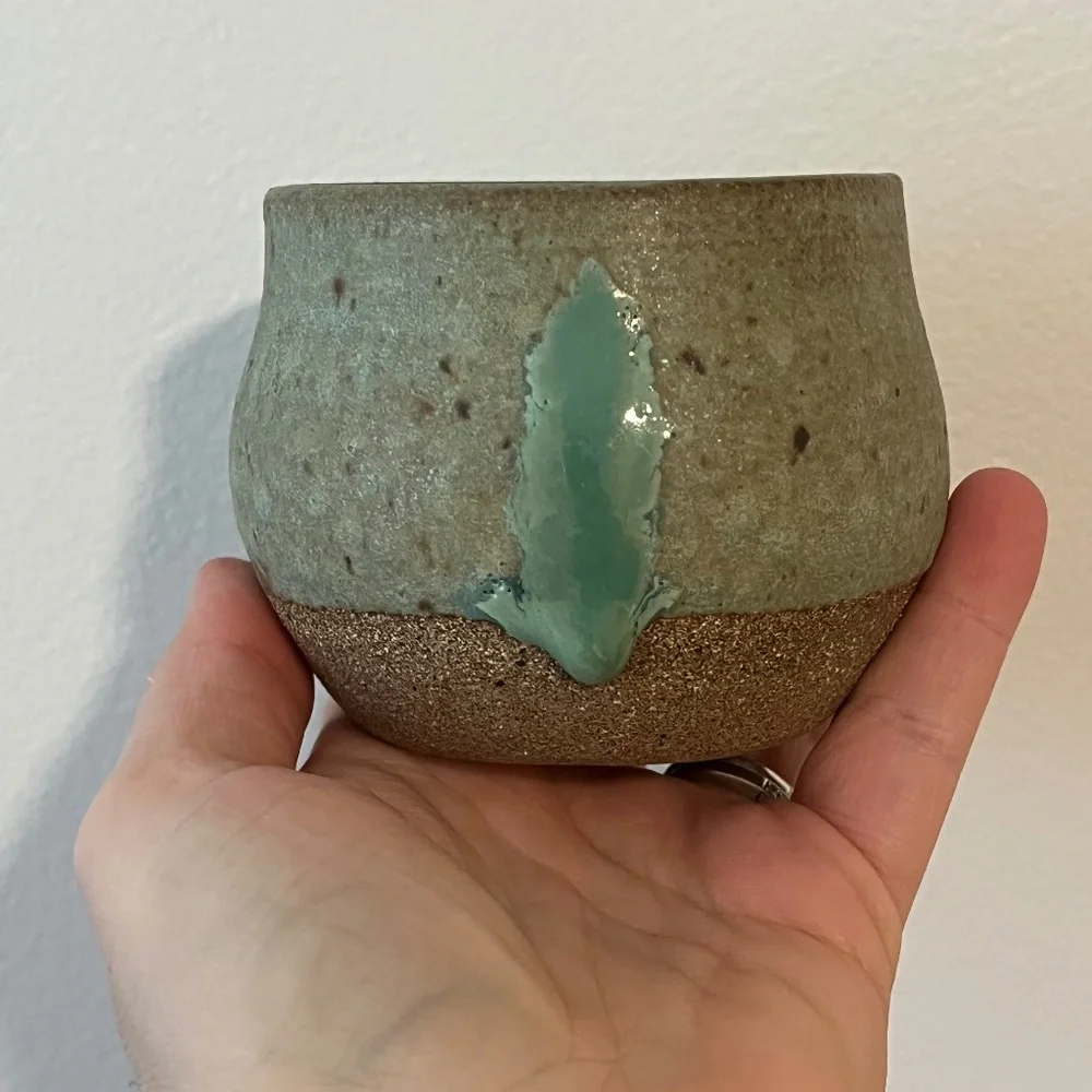 HANDMADE STUDIO CERAMIC POTTERY SMALL CATCHALL TRINKET BOWL PLANT POT